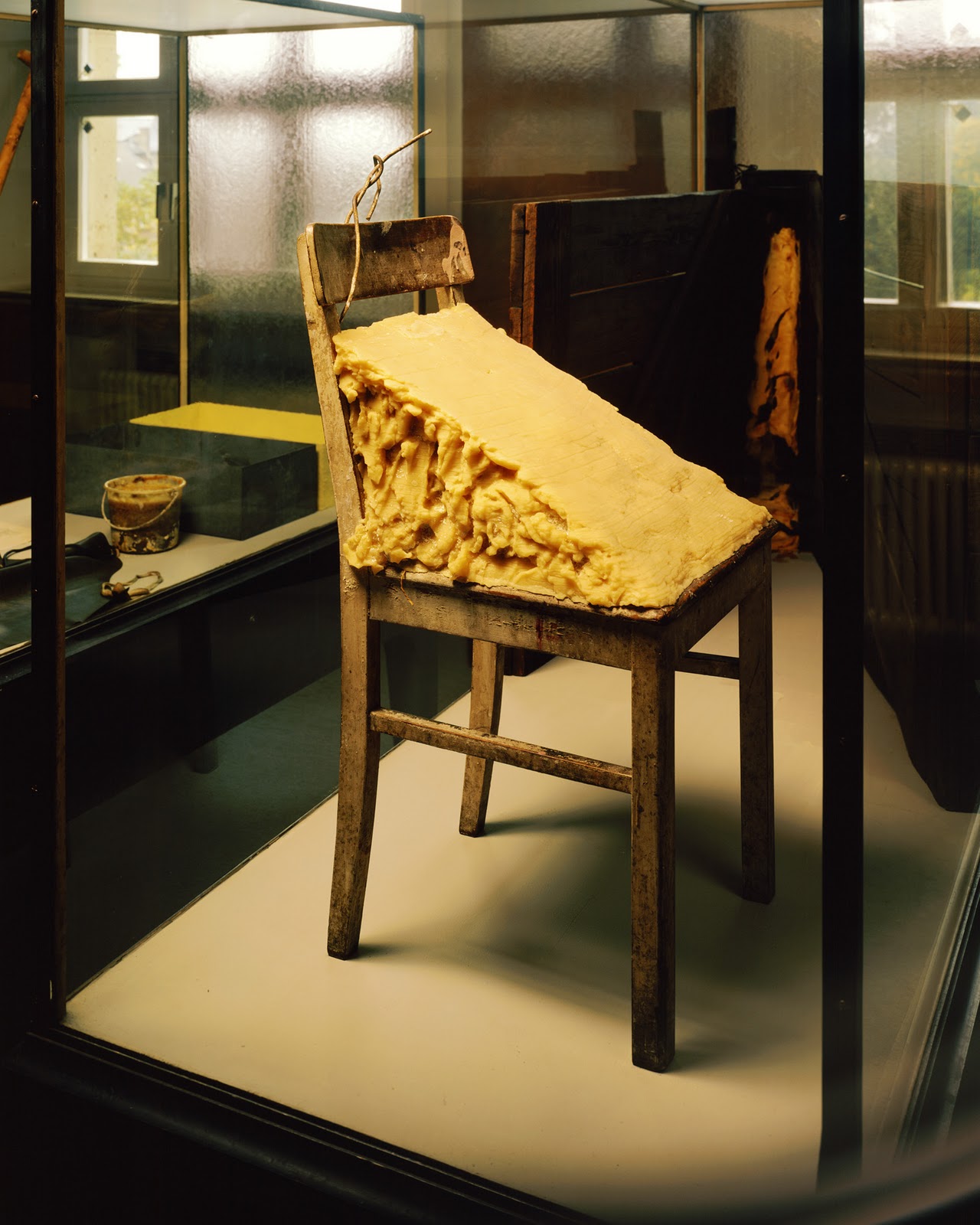 "Chaise de Graisse" - Joseph Beuys (1964)