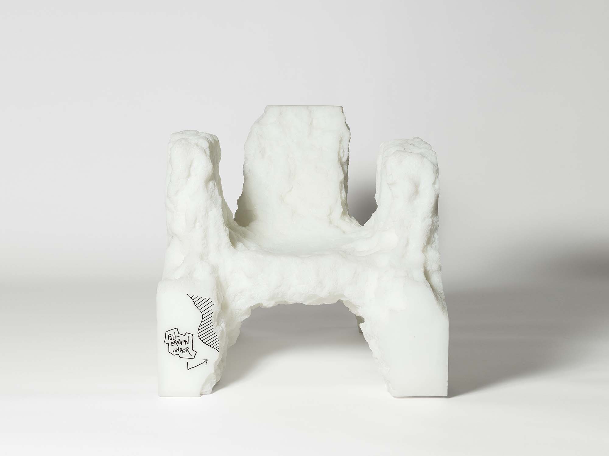 "Shangai chair" - Daniel Arsham (2019)